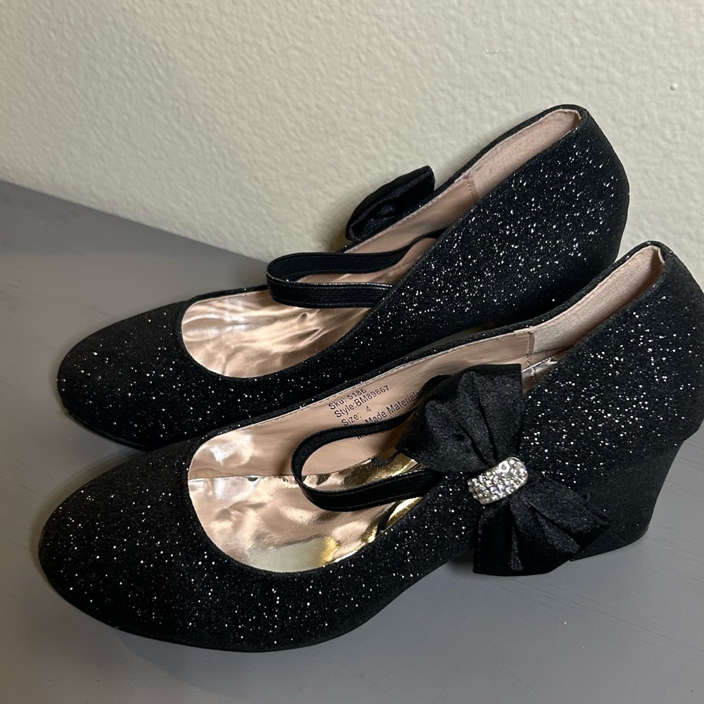 Badgley Mischka Black Glitter Kids Dress Shoes